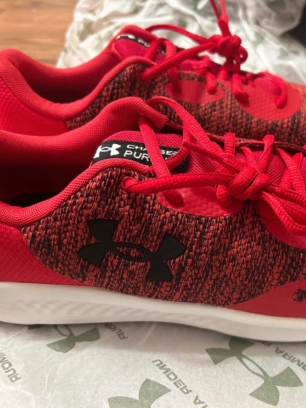 Under Armour Sneakers